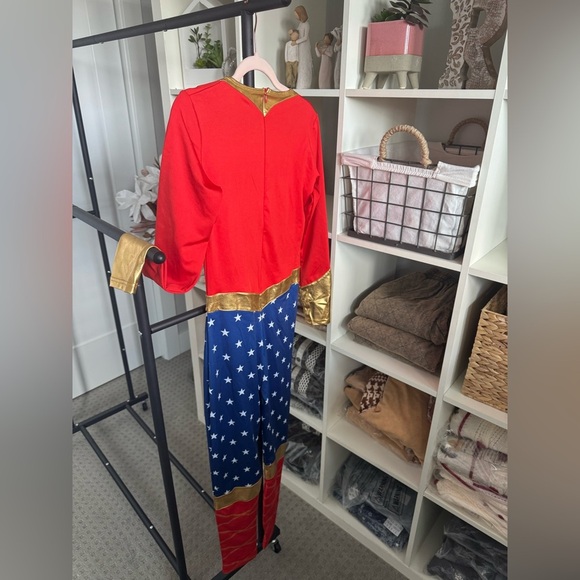 Women’s Tipsy Elves Superwoman Costume - Picture 4 of 4